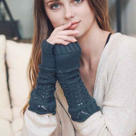 Fingerless Gloves  | Hand Warmers - Picture 4 of 6